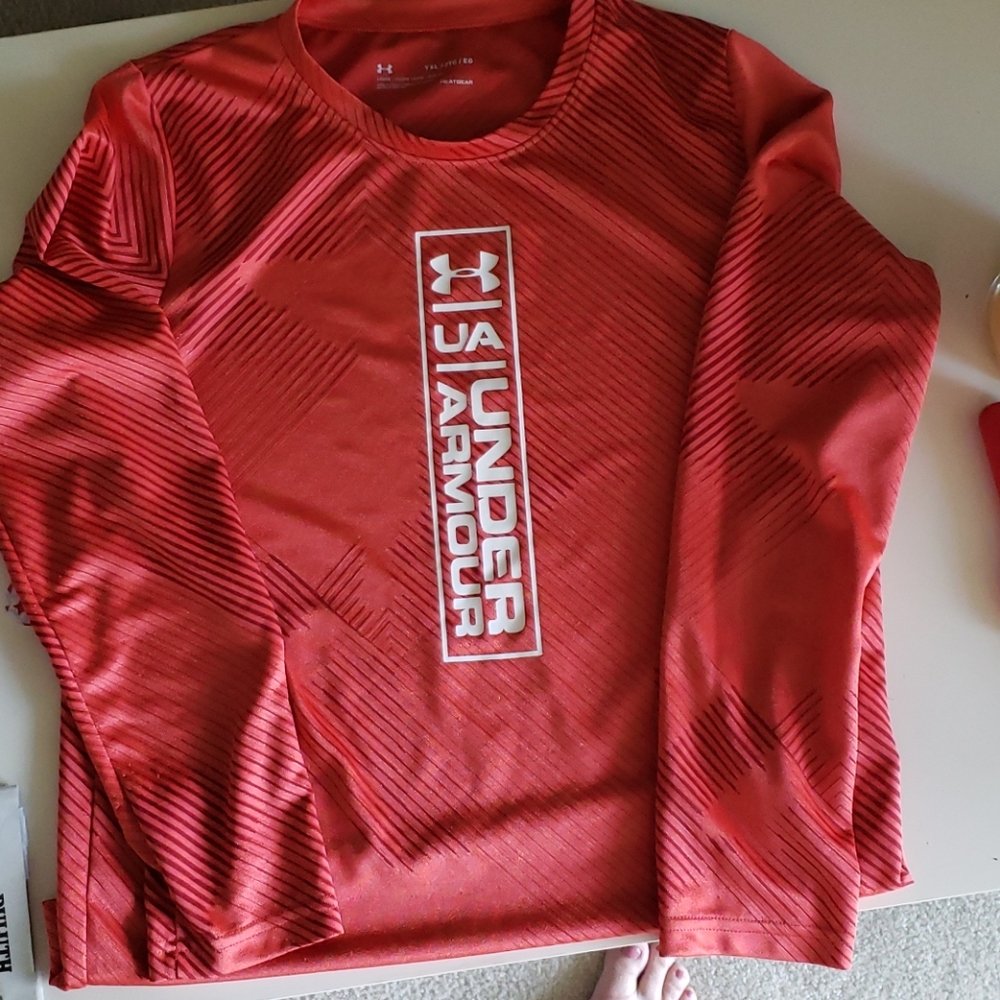 Under Armour LS shirt